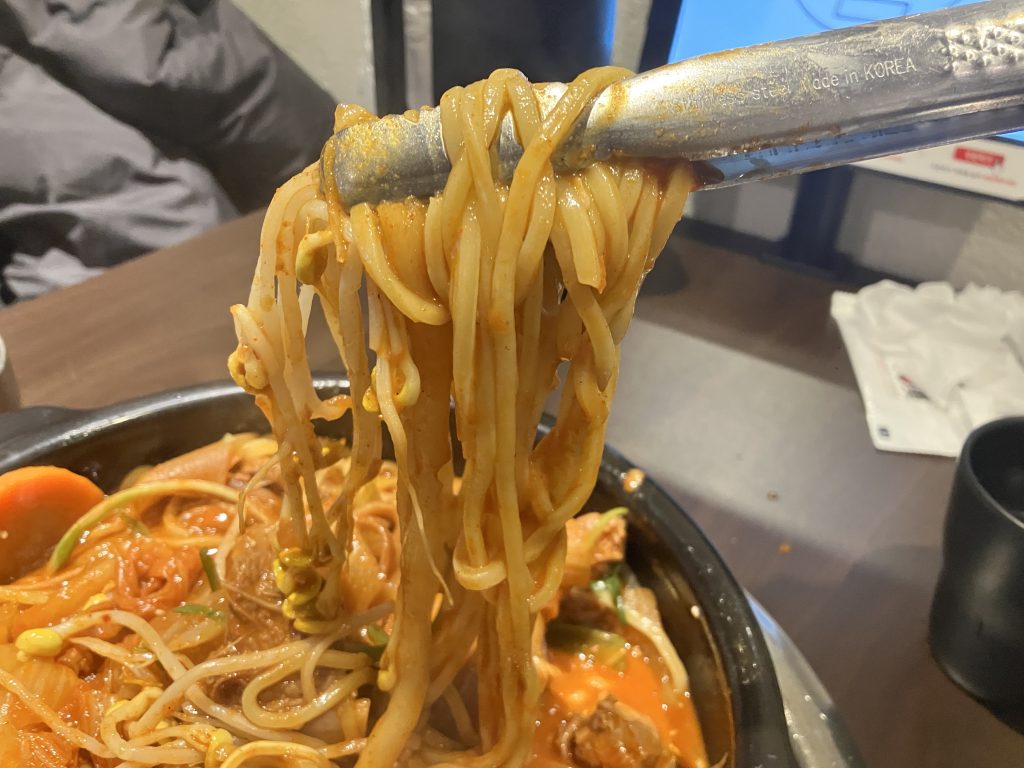 오내찜 묵은지 매운갈비찜