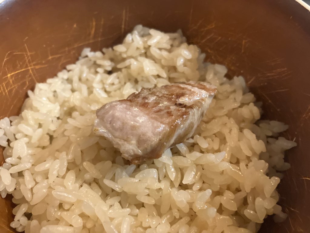 꿉당 성수점 쌀밥, 고기 조합