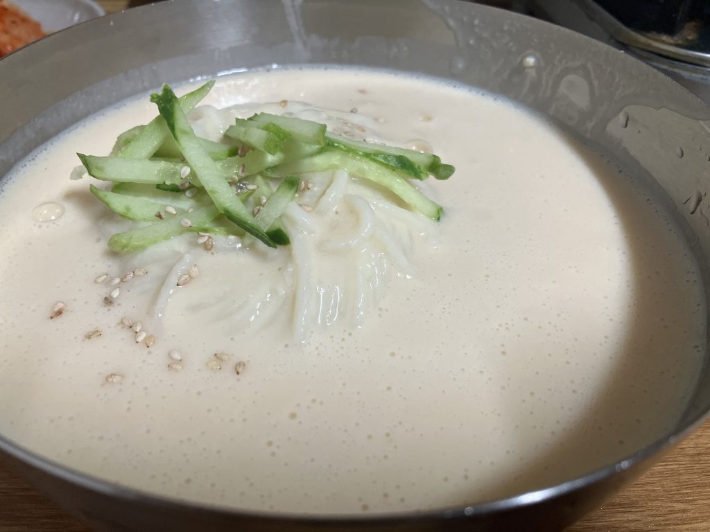 춘천 골목손두부 콩국수