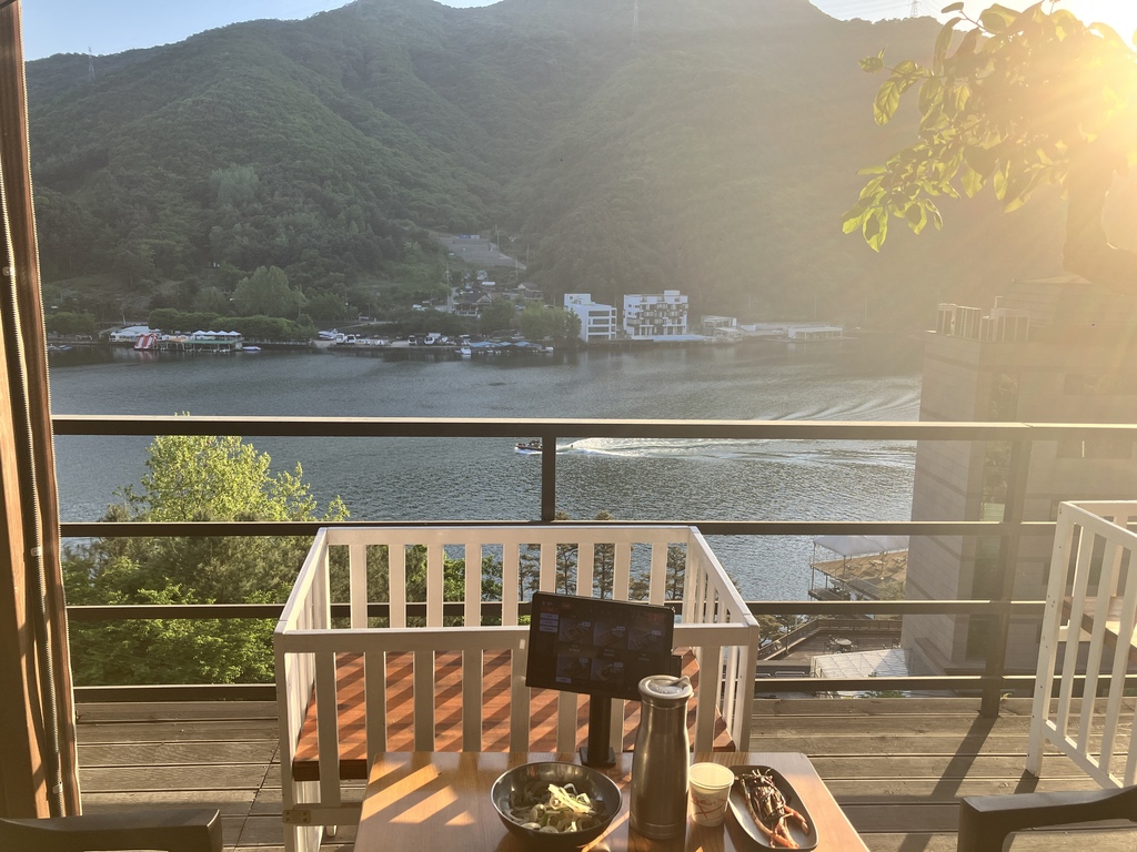 가평 고우다 테이블 & 전경
